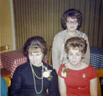 F: Gloria Tunich, Adrienne Goldblatt  R: Mina Zimmer  (Linda Sanford's Sweet 16, 1962)